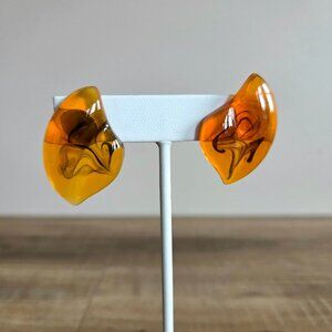 Vintage Lucite Amber looking earrings.